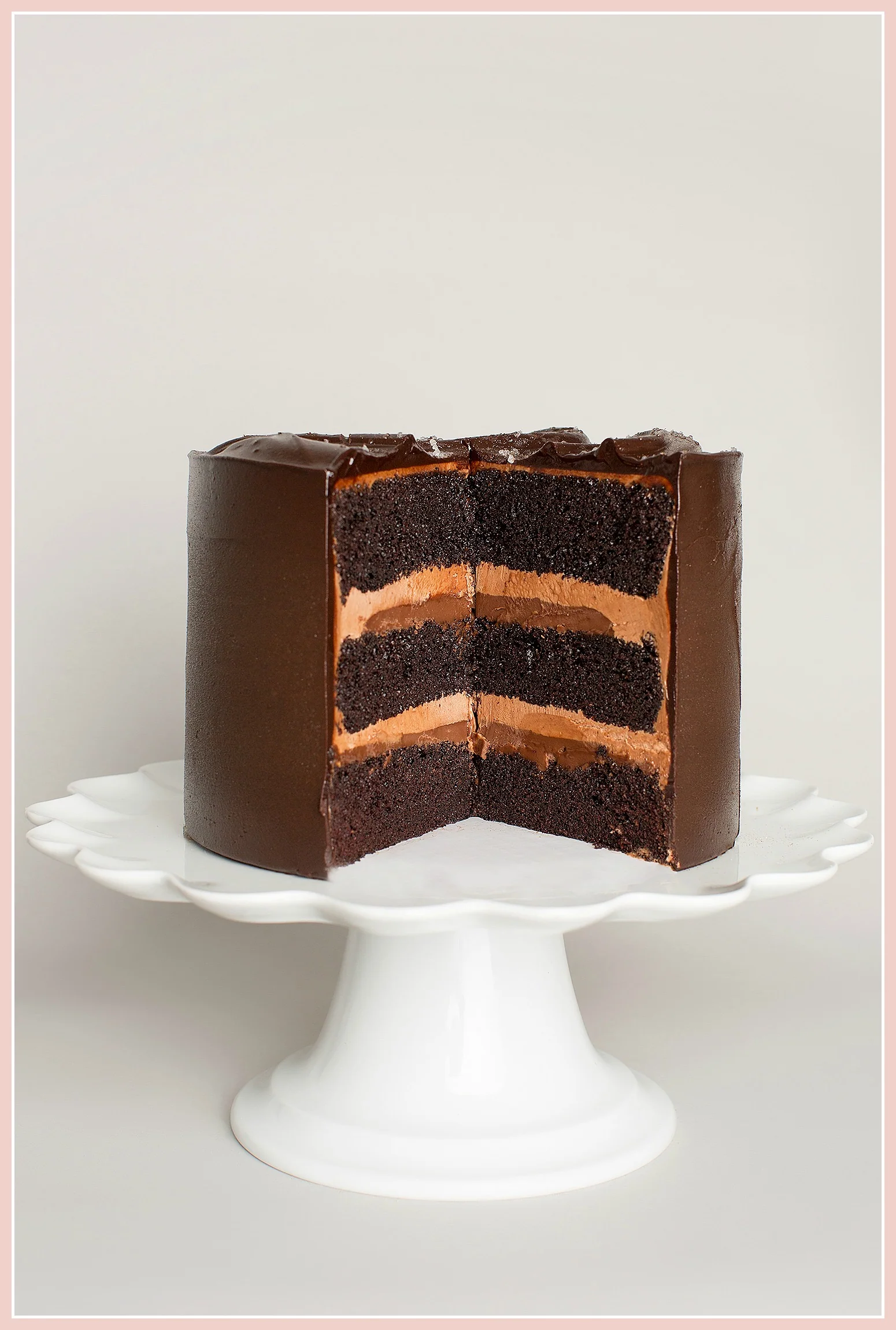 Gwendolyn's Famous Earl's Court Chocolate Cake - Image 5