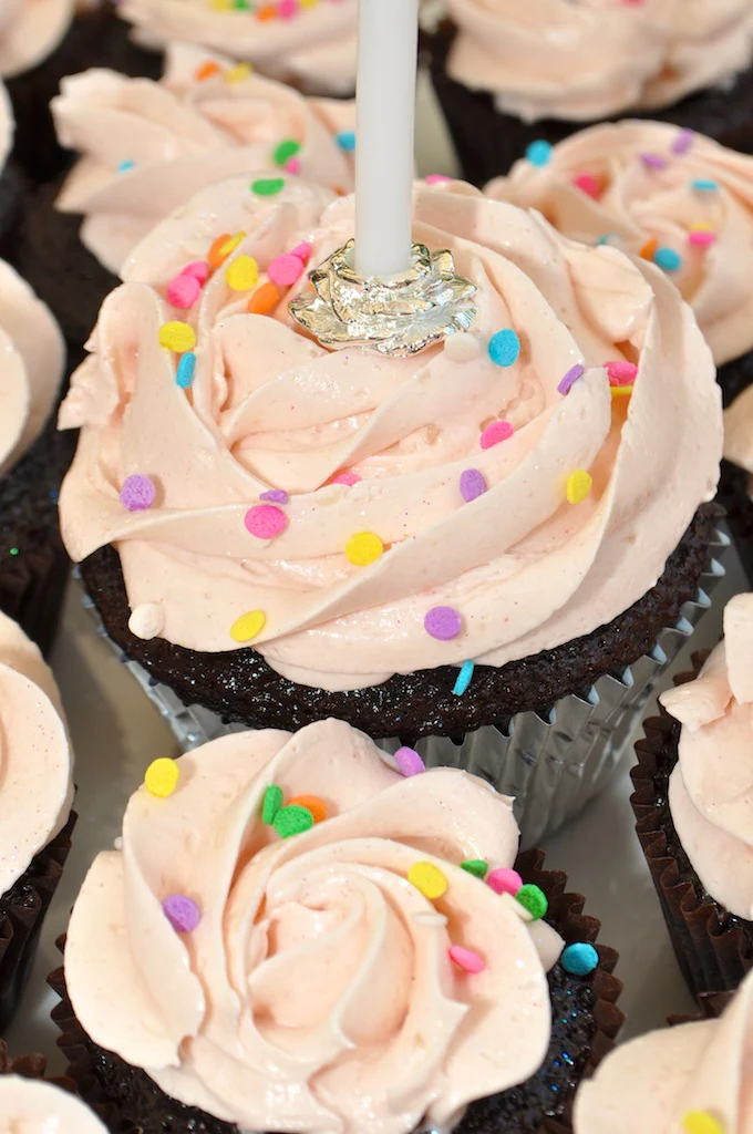 Silver Celebration Candle Holders Rose Bouquet Collection - Image 3